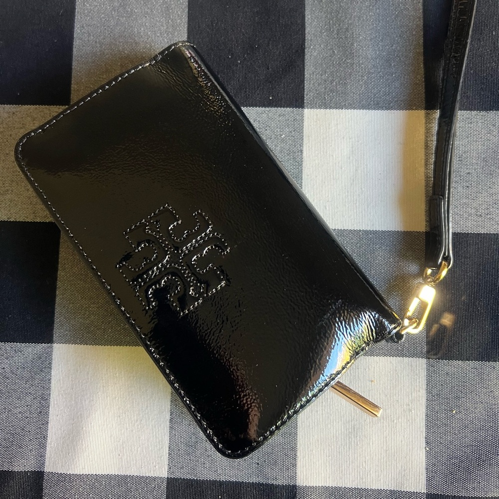 Tory Burch Patented Leather Wallet/Wristlet